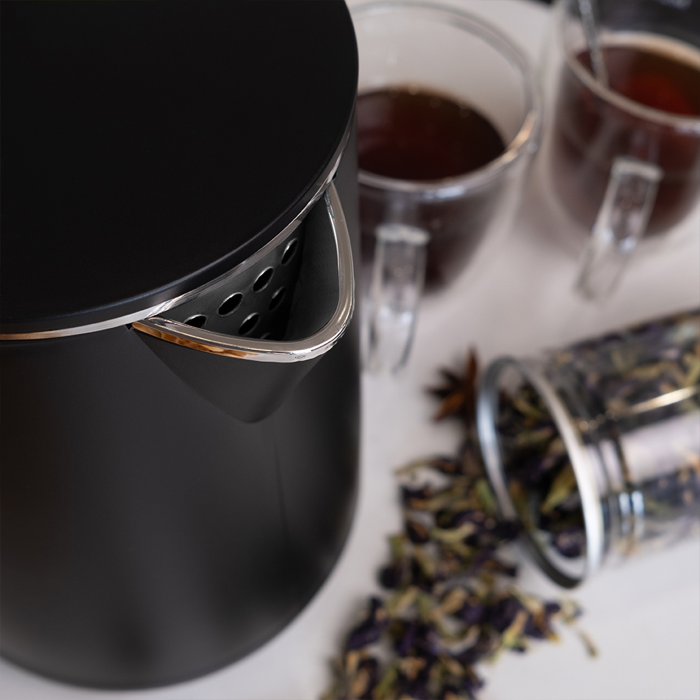 Электрический чайник Meyvel MKE-04T (Black)