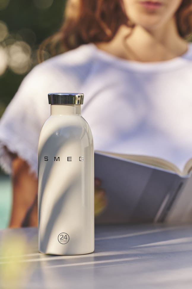 Термическая бутылка Smeg WBF01CR