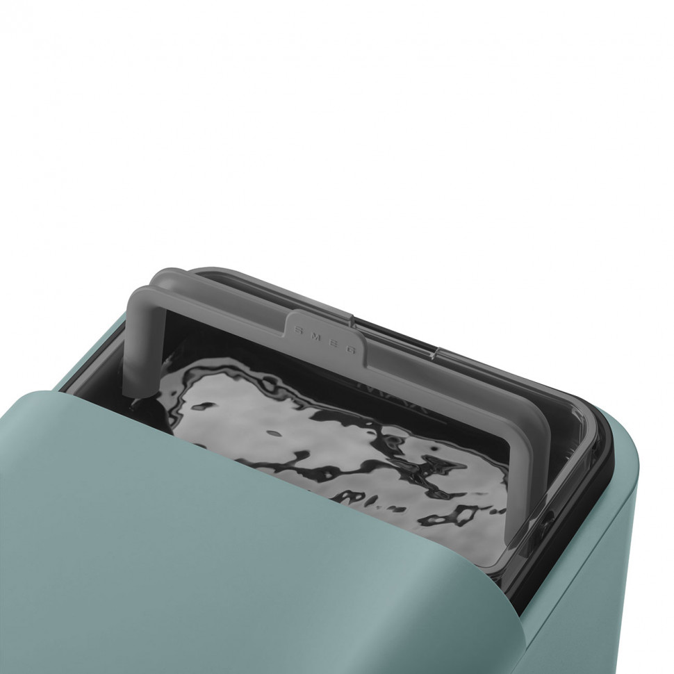 Автоматическая кофемашина SMEG BCC13EGMEU