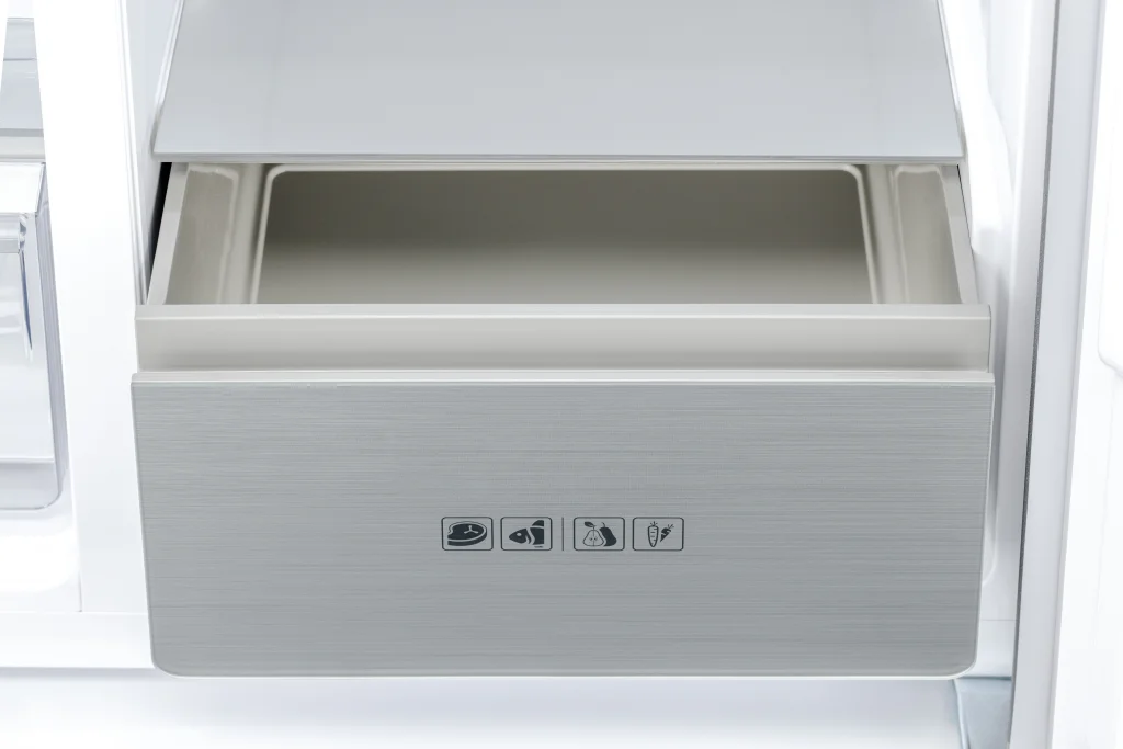 Отдельностоящий холодильник SBS VRS177NI