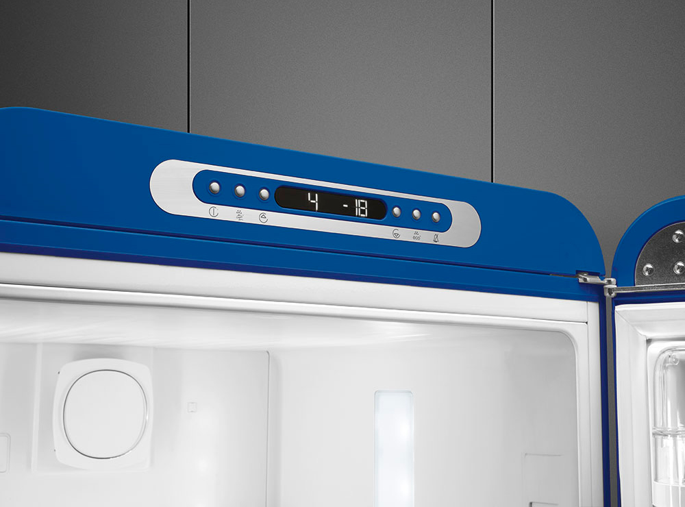 Холодильник Smeg FAB32RBE6