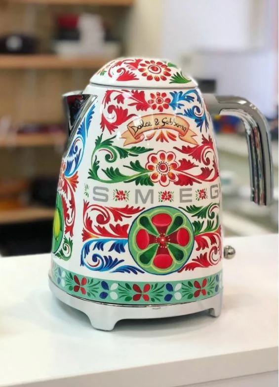 Чайник Smeg KLF03DGEU