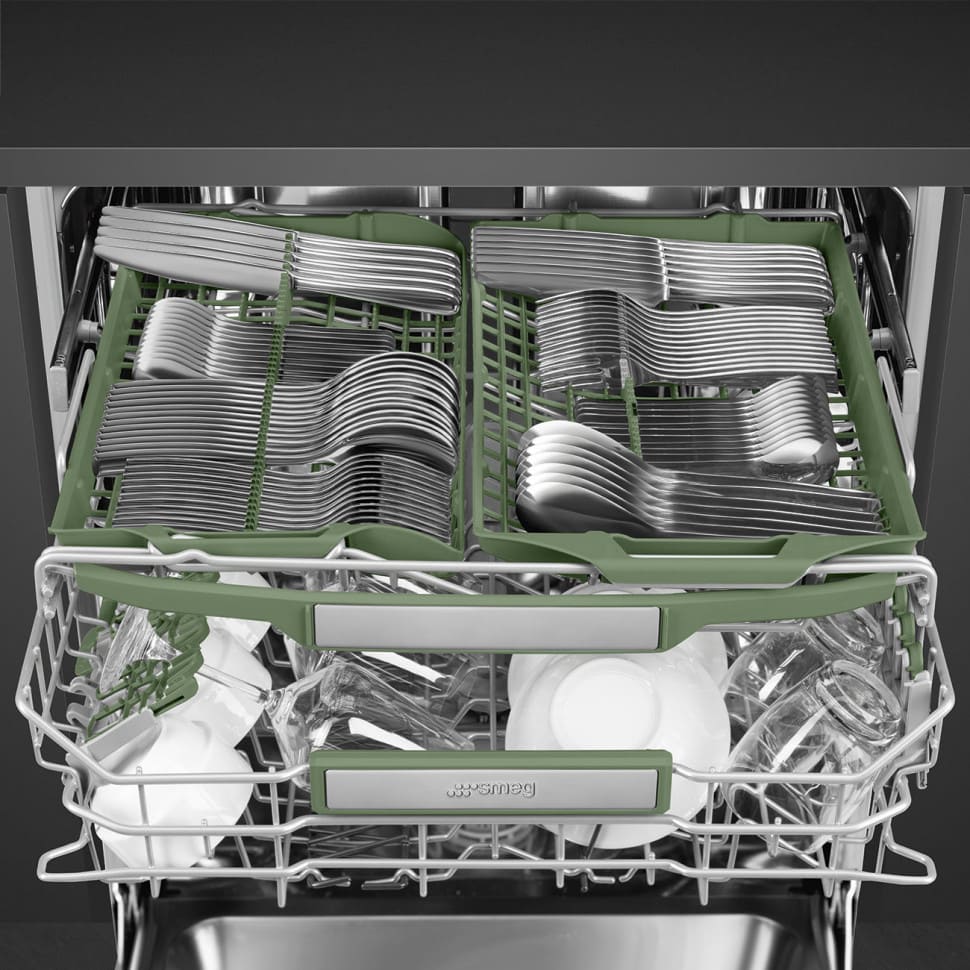 Встраиваемая посудомоечная машина Smeg STL7322BQL