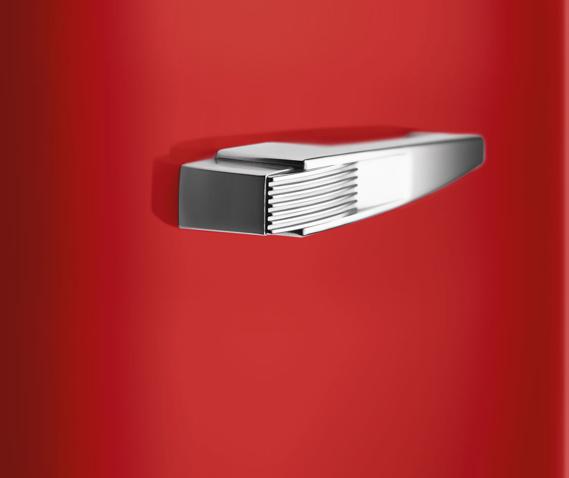 Холодильник Smeg FAB28RRD6