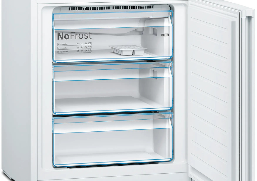 Двухкамерный холодильник Bosch KGN49XWEA