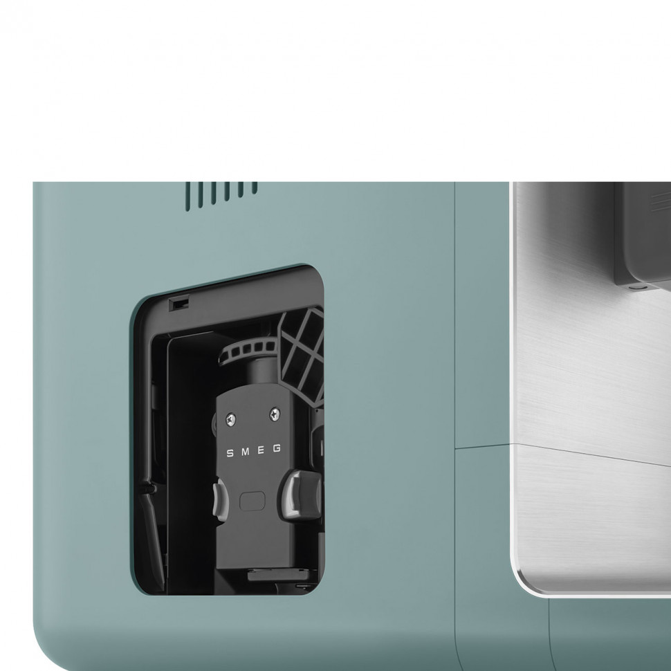 Автоматическая кофемашина SMEG BCC13EGMEU