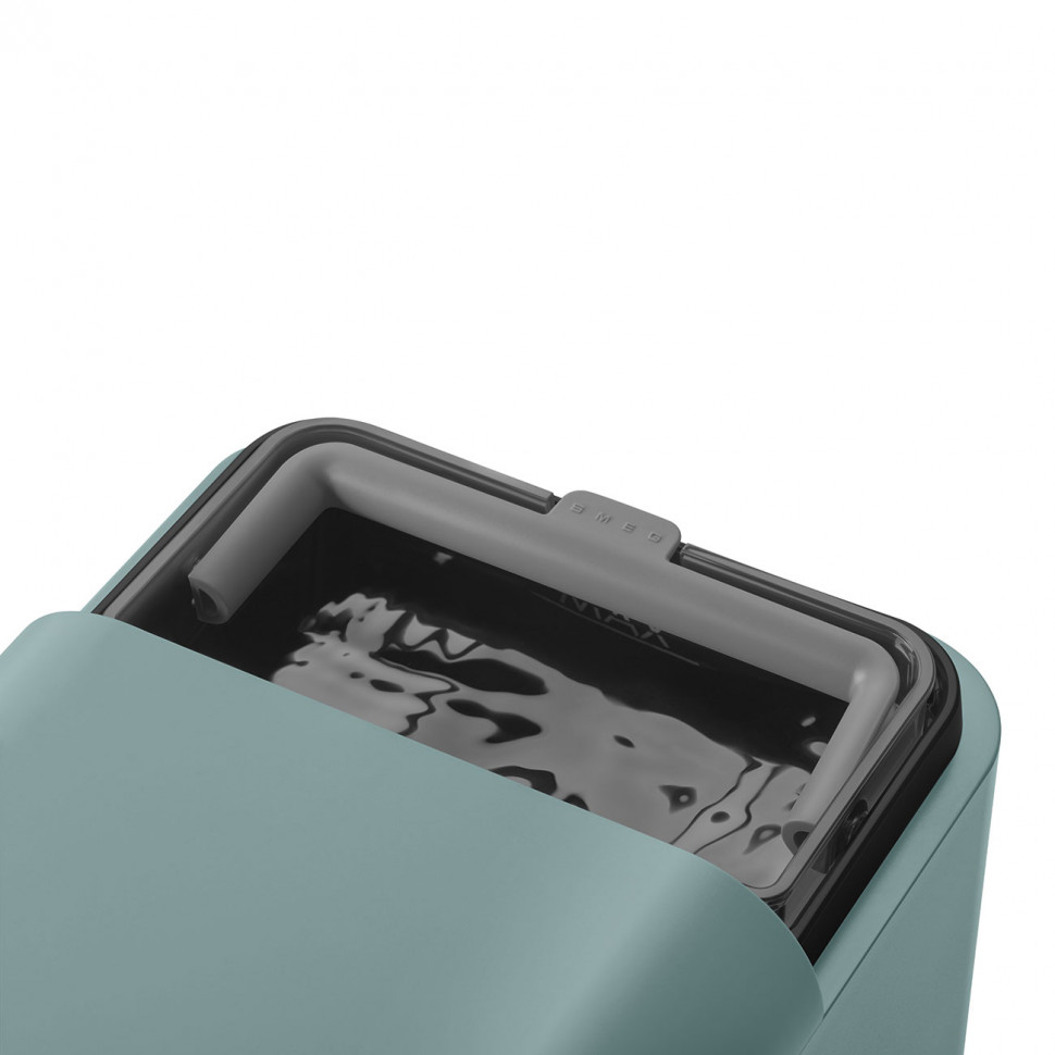 Автоматическая кофемашина SMEG BCC13EGMEU
