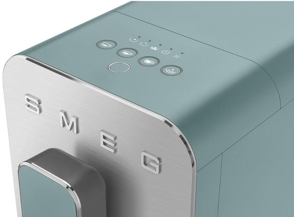 Кофемашина Smeg BCC02EGMEU