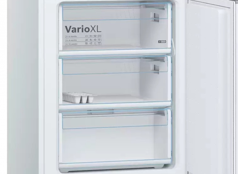Холодильник с нижней морозильной камерой BOSCH KGE39XW21R