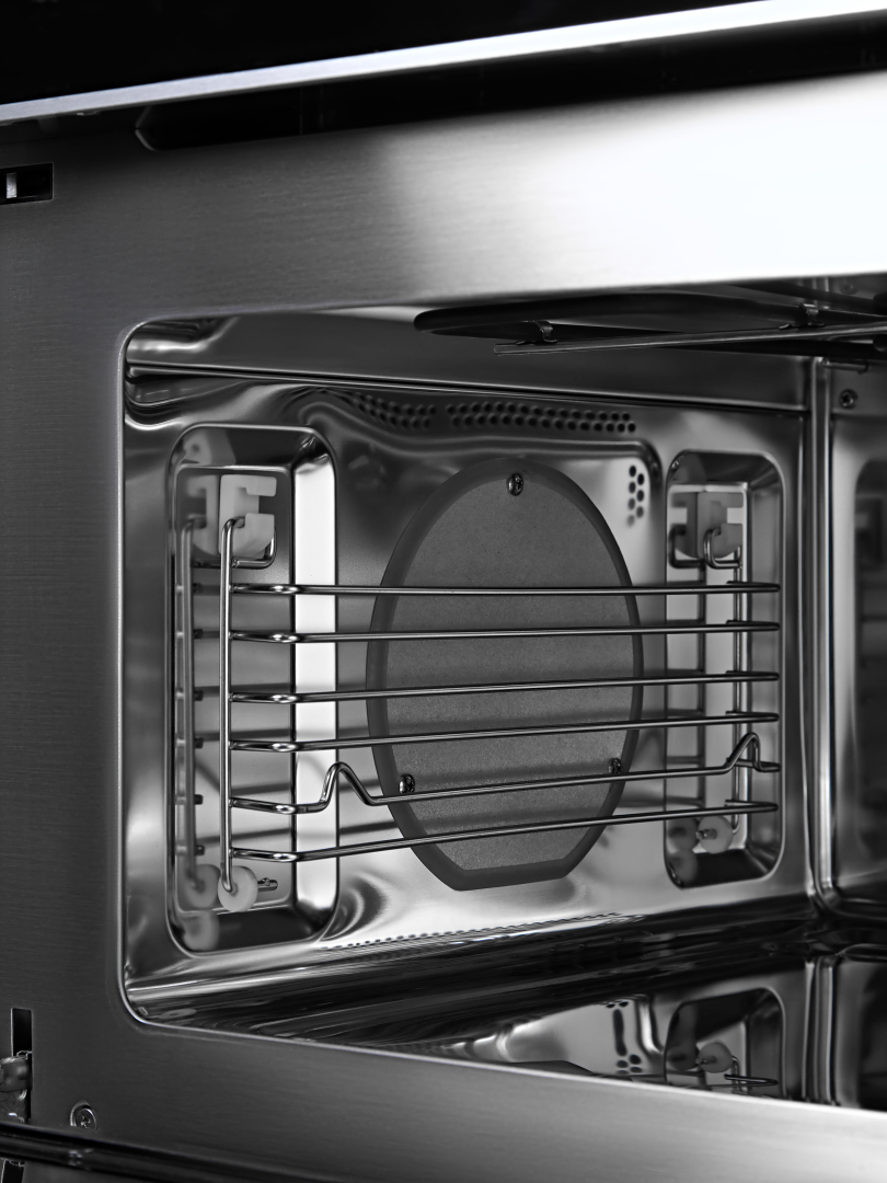 Духовой шкаф с функцией микроволн и пара VPS681MB