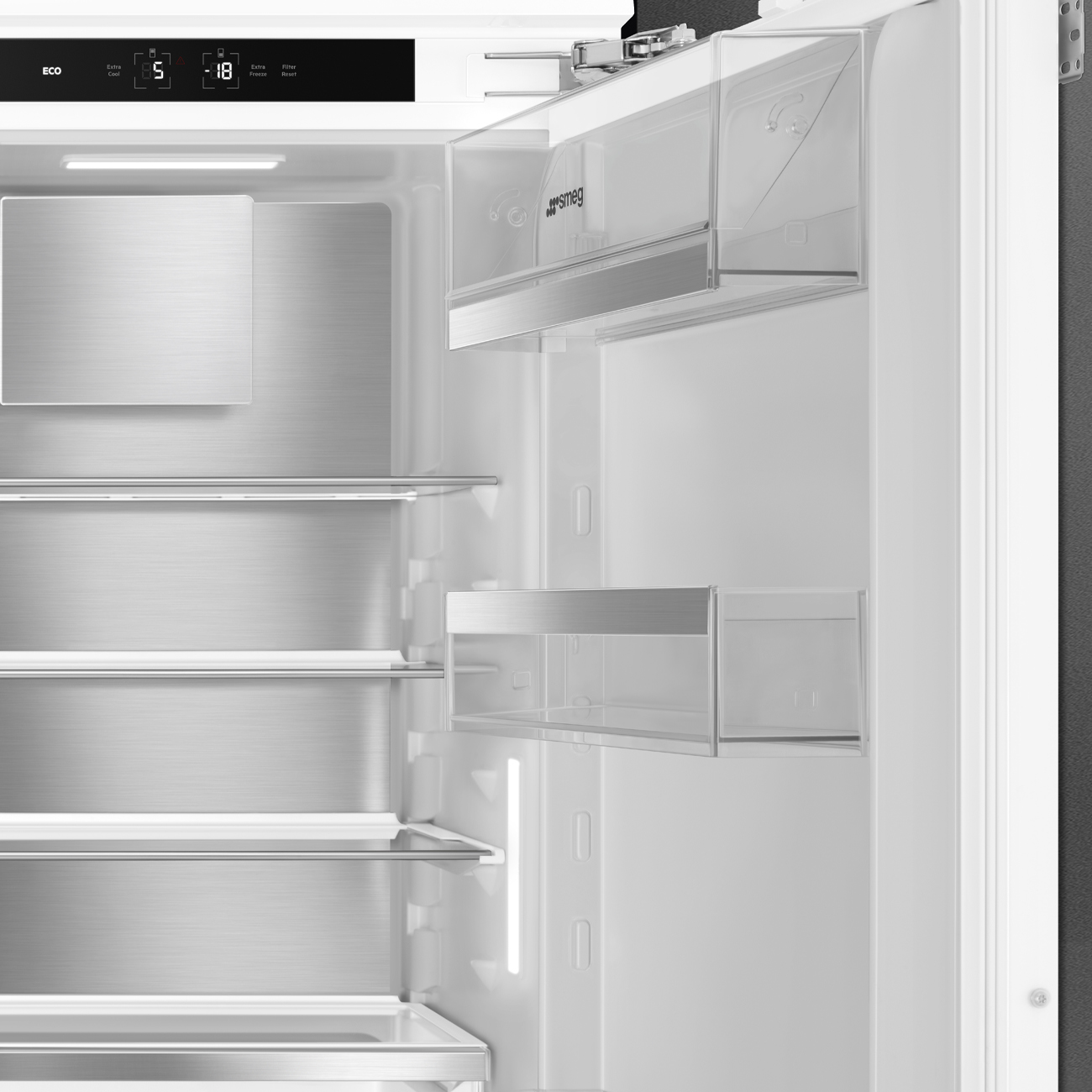 Встраиваемый комбинированный холодильник Smeg C9174DN2D1
