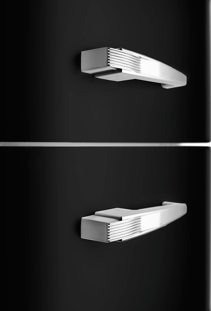 Холодильник Smeg FAB32RBL6