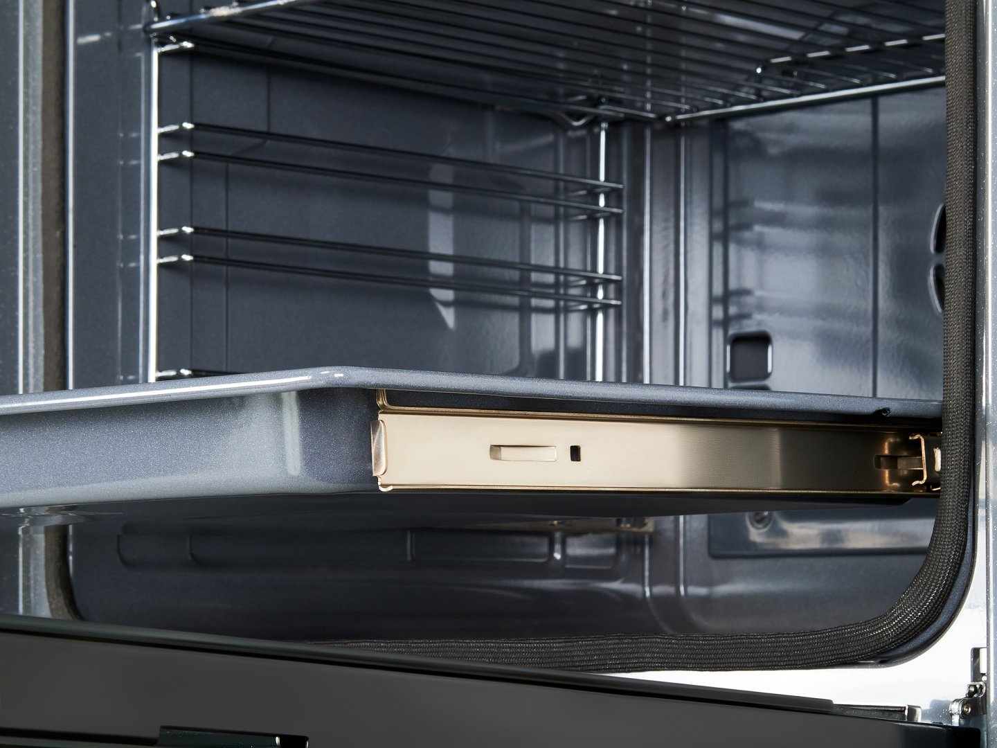 Духовой шкаф VOE554HB