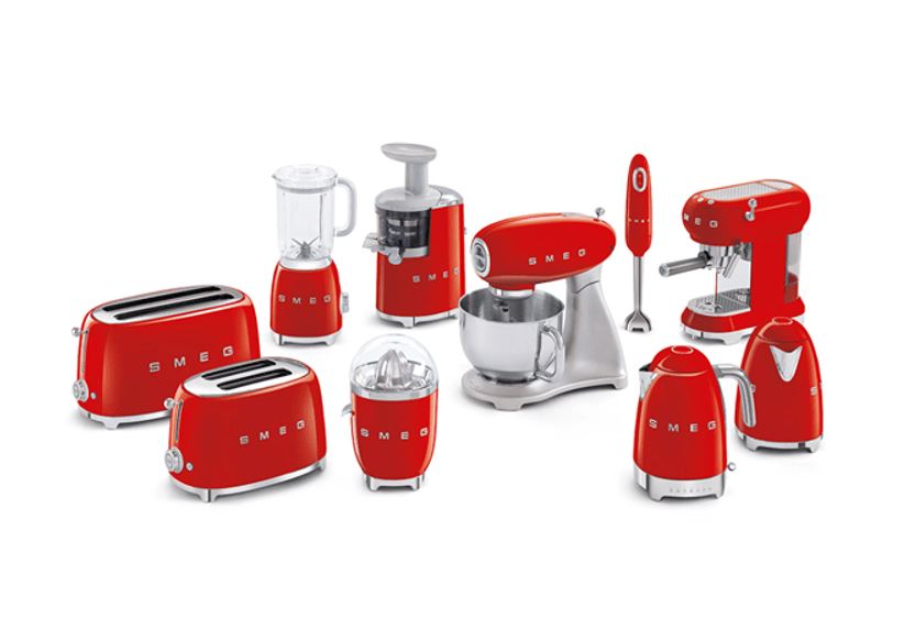 Кофемашина Smeg ECF01RDEU